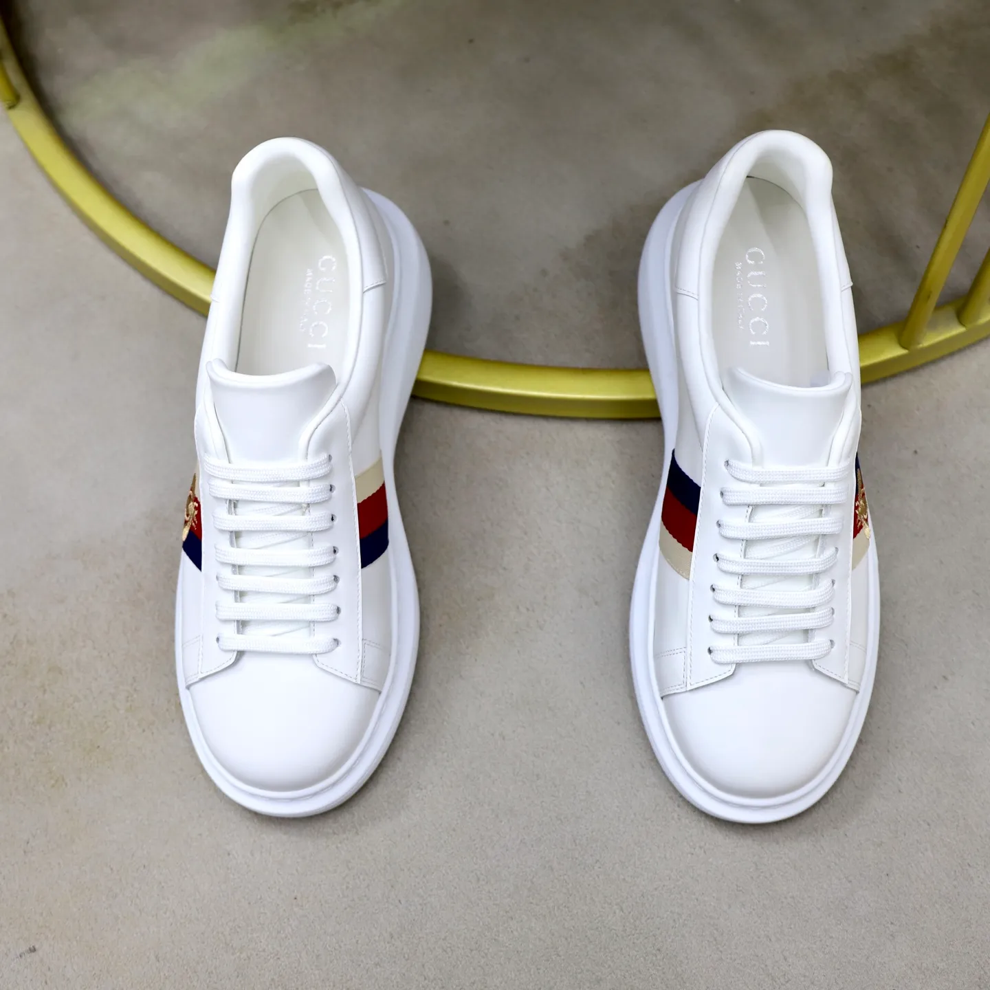 Ex-factory price: 540💰💰🙅‍♂️🙅‍♂️🙅‍♂️ Brand: GUCCI Standard code: 38-44 (45 customized) Grade: Same as the official website Material: Cowhide stitching Comfortable and breathable sheepskin lining Lightweight and wear-resistant sports outsole Style category: Men's fashionable casual shoes Running sports shoes Distinguished luxury brand elements Top luxury color: actual picture color